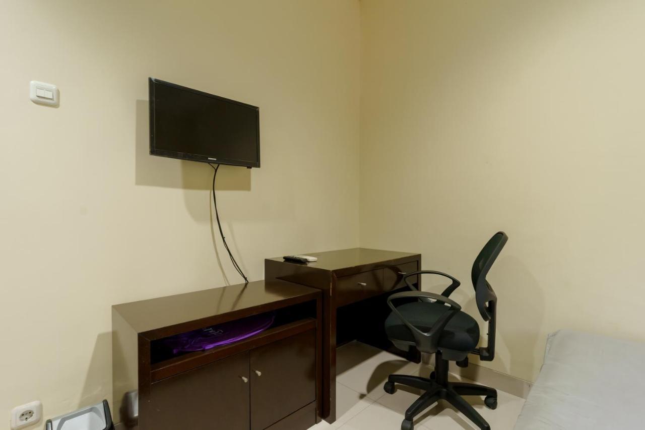 Dago Suites Syariah Cikarang Mitra Reddoorz Бекаси Экстерьер фото
