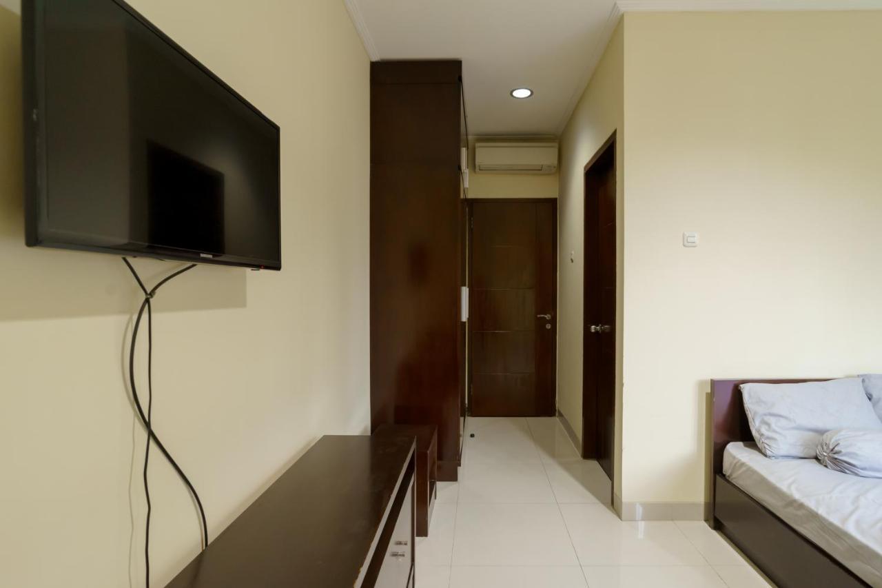 Dago Suites Syariah Cikarang Mitra Reddoorz Бекаси Экстерьер фото
